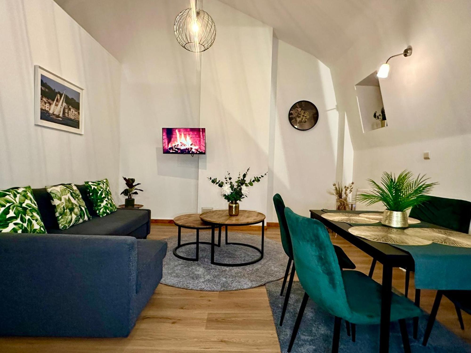 Luxury Suites Stay By Rikas Hotels 安特卫普 外观 照片